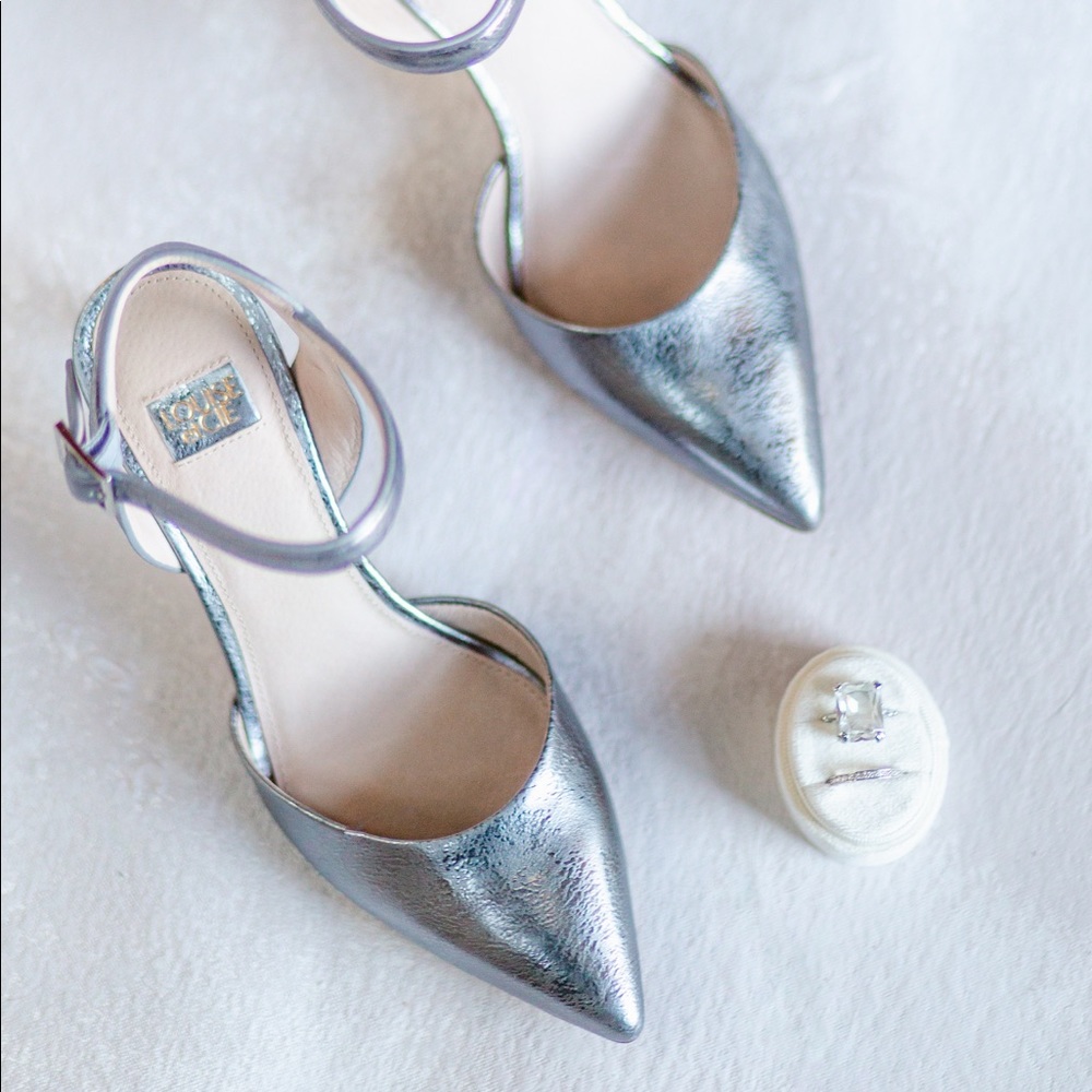 Louise et Cie Silver metalic heels. Ankle strap